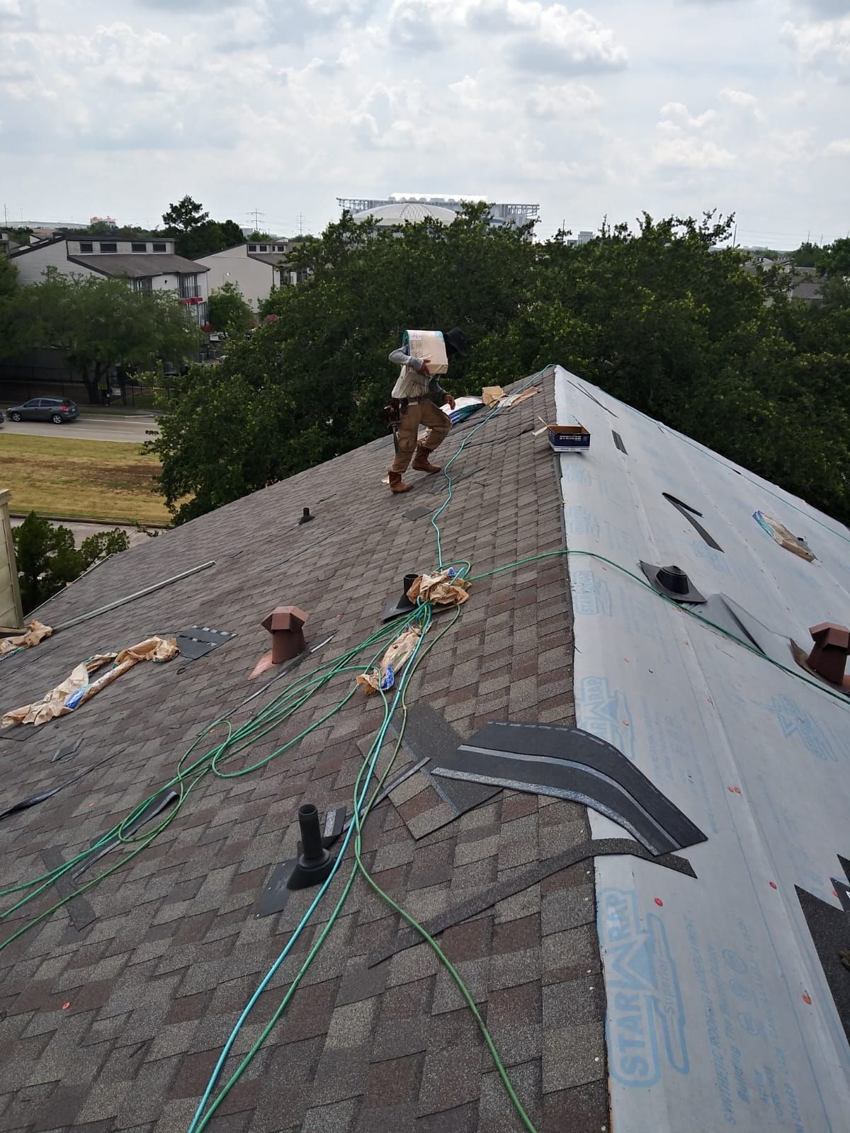 TEXAS EAGLE ROOF. TEXAS EAGLE ROOF.